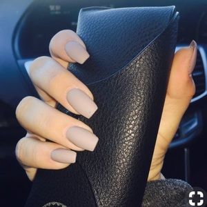 Meet your Posher, Avery